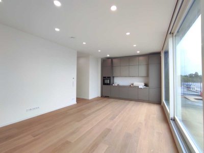 Lichtdurchfltetes Penthouse in ruhiger Lage mit Klimaanlage & Dachterrasse ☎️ 0178-8236274