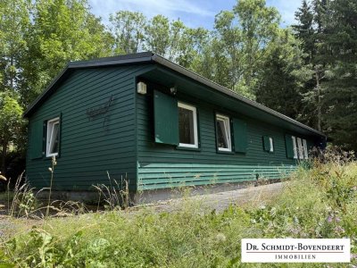 Modernes Ferien- o. Wochenendhaus mit ca. 4.549 m² Grundstück in Alleinlage!