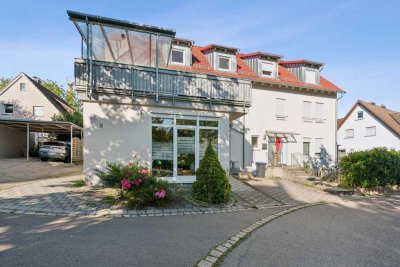 Drei Wohneinheiten in Mehrfamilienhaus mit gehobener Ausstattung - ca 5 % Rendite