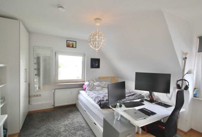 *MK IMMOBILIEN* Nur als 2er-WG! Möblierte 3-Zimmer-Wohnung in Griesheim!