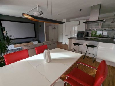 Traumhafte Wohnung mit eigenem Garten am Ufer des Neckars