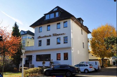 Stilvolle 2-Raum-DG Maisonette-Wohnung möbliert mit Meerblickchen