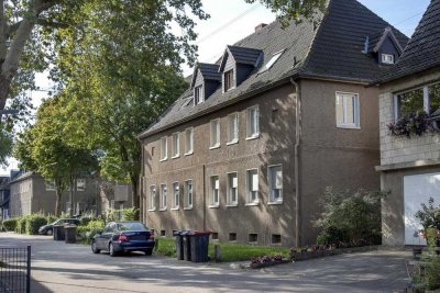 Frisch sanierte Dachgeschosswohnung in ruhiger Lage von Lohnberg