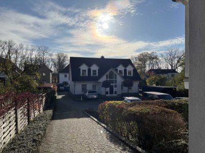 ++2-Raumwohnung mit Terrasse u. Pkw-Stellplatz++