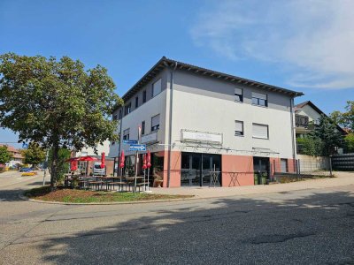 Attraktives Wohn- und Geschäftshaus mit 4 Wohnungen & großer Gewerbefläche