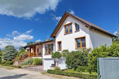 hochwertiges EFH mit zusätzlicher Nutzung (Büro, Wohnen u. Gewerbe) in Roßlau OT Meinsdorf