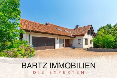 Architektenhaus mit Einliegerwohnung & traumhaftem Weitblick über die Rheinebene