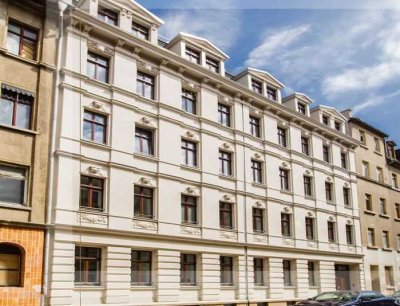 Ansprechende und neuwertige 2-Raum-EG-Wohnung mit gehobener Innenausstattung mit Balkon in Leipzig