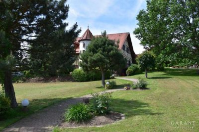 Wunderschönes Einfamilienhaus mit traumhaftem Grundstück und Erweiterungsmöglichkeiten