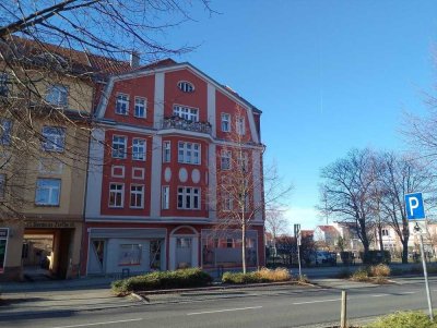 stilvolle sanierte 5 Raum-Wohnung mit Balkon
