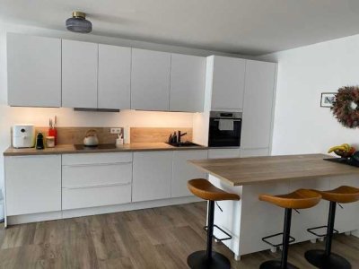 Balkon, Einbauküche & Fußbodenheizung: Neubau 3-Zimmer Wohnung in Wuppertal-Barmen