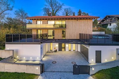 Moderne Landhausvilla in Hanglage - im Ortskern Gmund