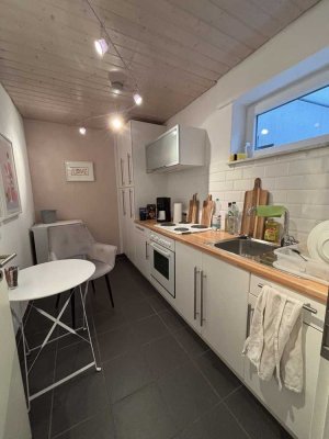 geschmackvoll möblierte Einliegerwohnung - ideal für Pendler