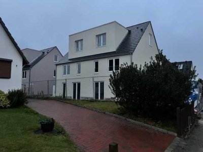 Neuwertige DHH im ruhigen Barsbüttel