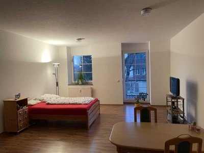 Geschmackvolle 1-Zimmer Wohnung mit Balkon und Einbauküche in Heilbronn / Monteurswohnung geeignet