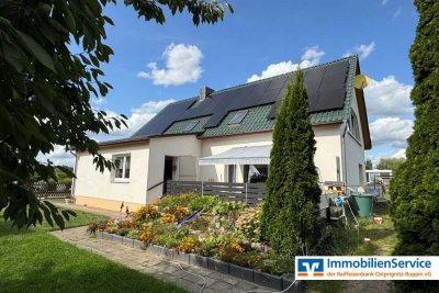 Großzügiges Haus mit weitläufigem Grundstück und PV-Anlage! (Verkauf mit Wohnrecht)