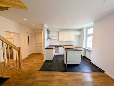 Großzügige Maisonettewohnung mit Terrasse in Tegel – 3 Schlafzimmer, 2 Bäder, 150 m²