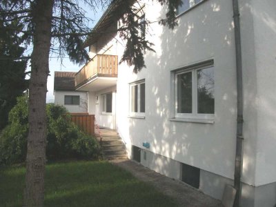 Geräumige 4 ZKB-Whg mit großer Terrasse/Garten in Diedorf