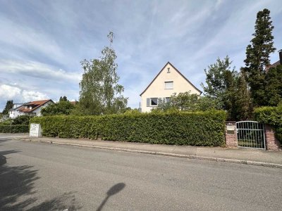 Großes Einfamilienhaus in ruhiger TOP Lage (Altbau!) (von Privat)