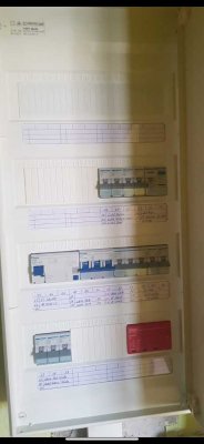 Provisionsfreie 1-Zimmer-Wohnung – neue Elektrik, Gas stillgelegt, neuer Durchlauferhitzer