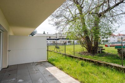 Sofort einziehen: Sonnige Gartenwohnung mit Tiefgaragenplatz