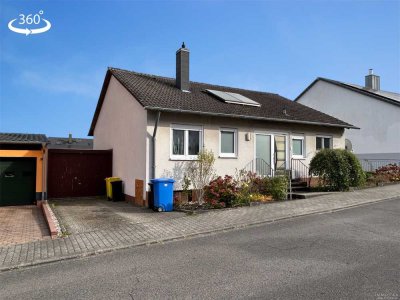 Einfamilienhaus mit Garten und Garage in ruhiger Wohnlage