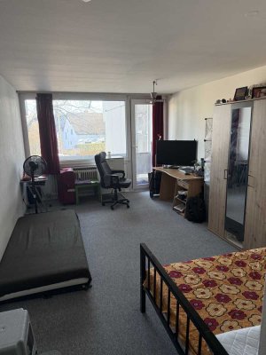 Helle, großzügige 1-Zimmer Wohnung Nähe Lerchenauer See