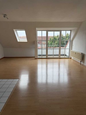 sonnige 2-Raum-Dachgeschoßwohnung in Gerwisch zu vermieten