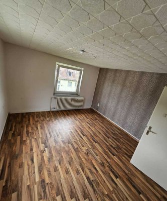 660 € - 85 m² - 3.5 Zi.