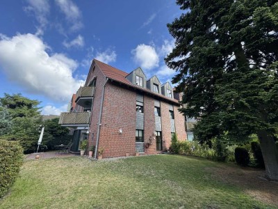 Ihr neues IMMOBILIEN QUARTIER: Bildschöne Wohnung mit eigenem Garten in ruhiger Lage von Misburg