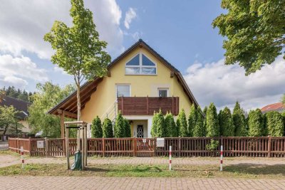Zweifamilienhaus in Fürstenwalde/Spree – Modernisiert, vermietet & voller Zukunftsperspektiven