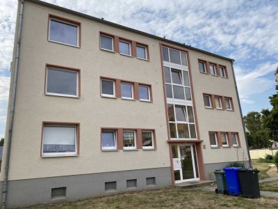 ***3-Zimmer-Wohnung mit Balkon und Duschbad mit Fenster***ruhige Lage!