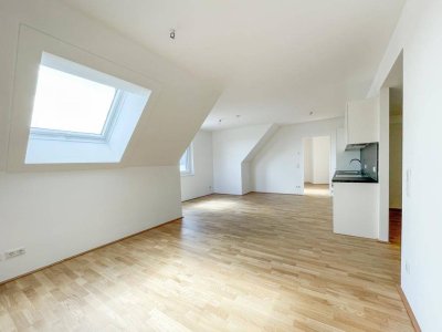 DACHGESCHOSSWOHNUNG MIT BALKON | KÜHLUNG | AB SOFORT BEZIEHBAR | RUHEOASE