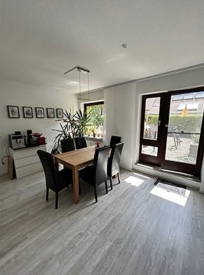 Moderne 3,5-Zimmer-Wohnung mit Dachterrasse im Herzen Erlangen!