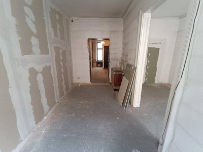 Smartes Layout &amp; ideale Verkehrsanbindung &amp; Platz für Ihre Wünsche! 2-Zimmer Wohnung im Altbau mit Lift - Nähe U4 Friedensbrücke!