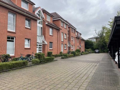 Gepflegte Hochparterre-Wohnung mit Balkon und EBK in Wedel