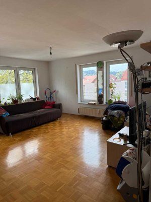 Ansprechende 4,5-Zimmer-Maisonette-Wohnung mit Balkon und EBK in Schwäbisch Gmünd