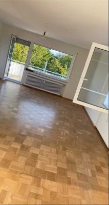 Helle 90 m² Wohnung mit Balkon in Tettnang