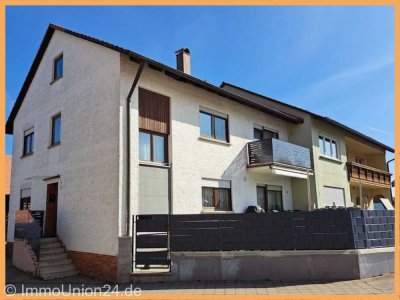 Charmant renoviertes 170 qm Zweifamilienhaus mit Terrasse und Balkon nahe Brombachsee