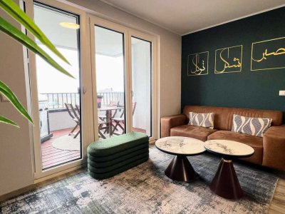 FREIE 4-Zimmer-Wohnung mit HIGH-CLASS Ausstattung & Sonnen-Loggia in Marzahn | Contemporary Living