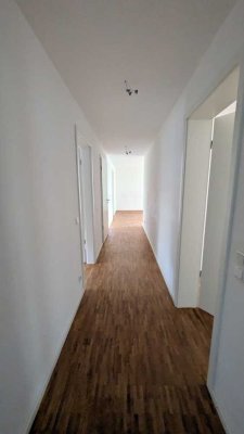 4 Zimmer mit Garten am beleibten Hasenbuck! Bezug ab 01.09.25 !