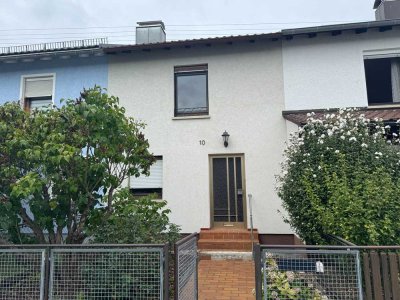 Renovierungsbedürftiges  RHM in Birkenfeld