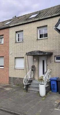 Zwangsversteigerung! Im Herzen der Erftstadt