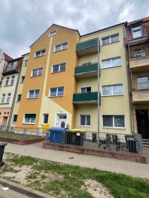 Helle 2-Raum-Wohnung mit Balkon im 2.Obergeschoss