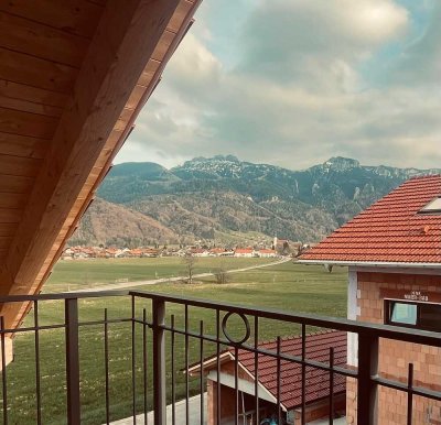 2-Zimmer Dachgeschosswohnung mit Balkon in Aschau im Chiemgau