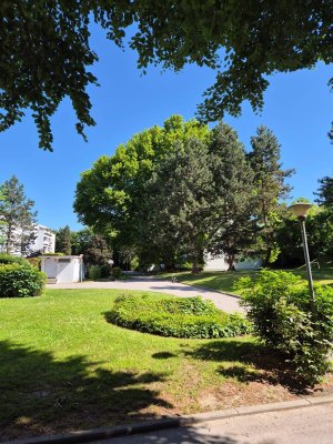Moderne 4-Zimmer Erdgeschosswohnung mit Loggia und Tiefgarage