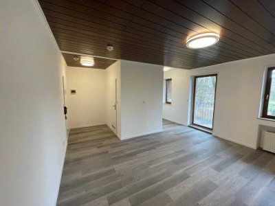 modernes Appartement mit Balkon und Singleküche in zentraler Lage