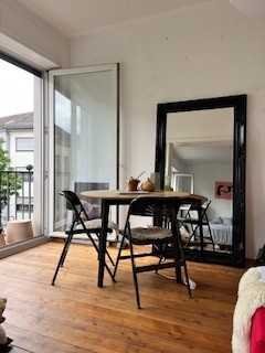 zentrale Wohnung inkl. Echtholz-Boden