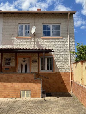 Noch diesen Herbst ins neue Zuhause ziehen  Ortskern Lambsheim - Bezugsfreies Haus