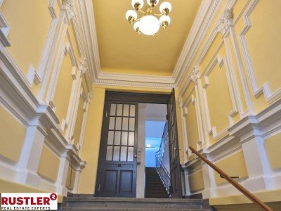 Erstbezug mit Garten &amp; Stil
Hochwertig sanierte 4-Zimmer-Wohnung mit exklusivem Goodie